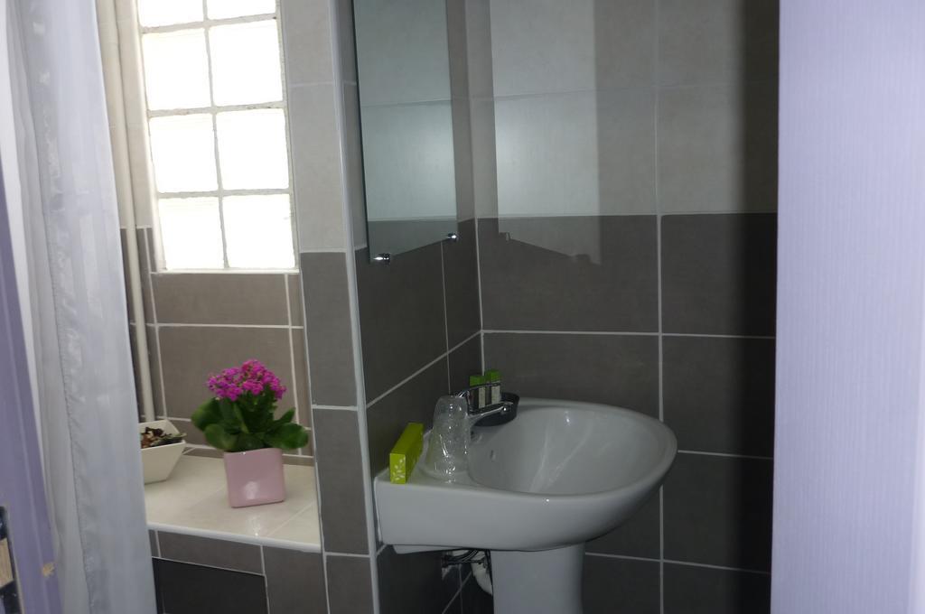L'Hospitalet Saint Charles Montpellier Ruang foto