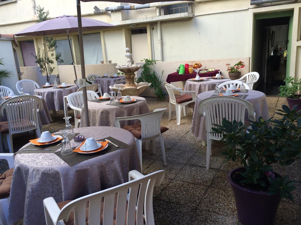 L'Hospitalet Saint Charles Montpellier Bagian luar foto